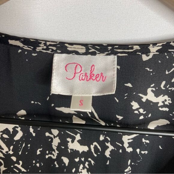 Parker Black and White Patterned Silk Dress Size Small Long Sleeve V Neck - Picture 11 of 12